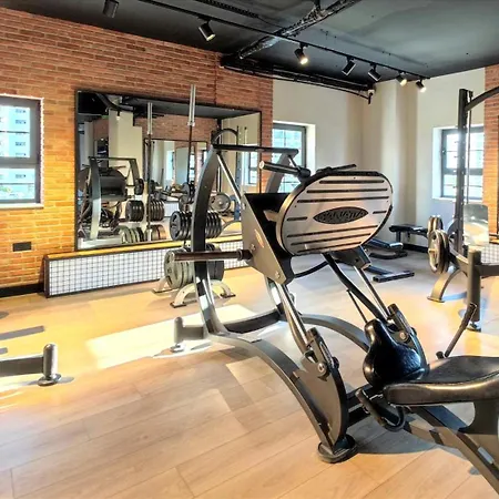 Caesar Vitus Design Lägenhet *