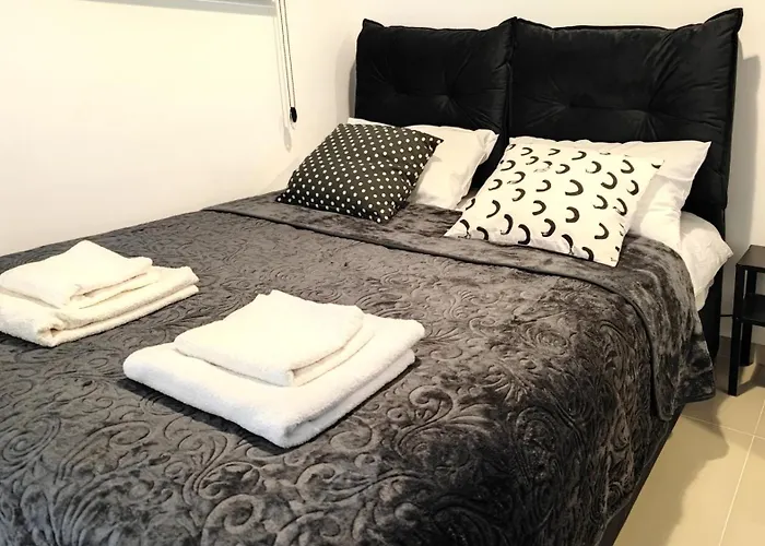 Caesar Vitus Design Apartmán *