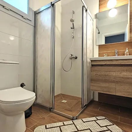 Caesar Vitus Design Apartment