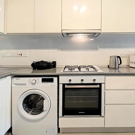 Caesar Vitus Design Apartment